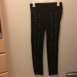Opaque black braided leggings